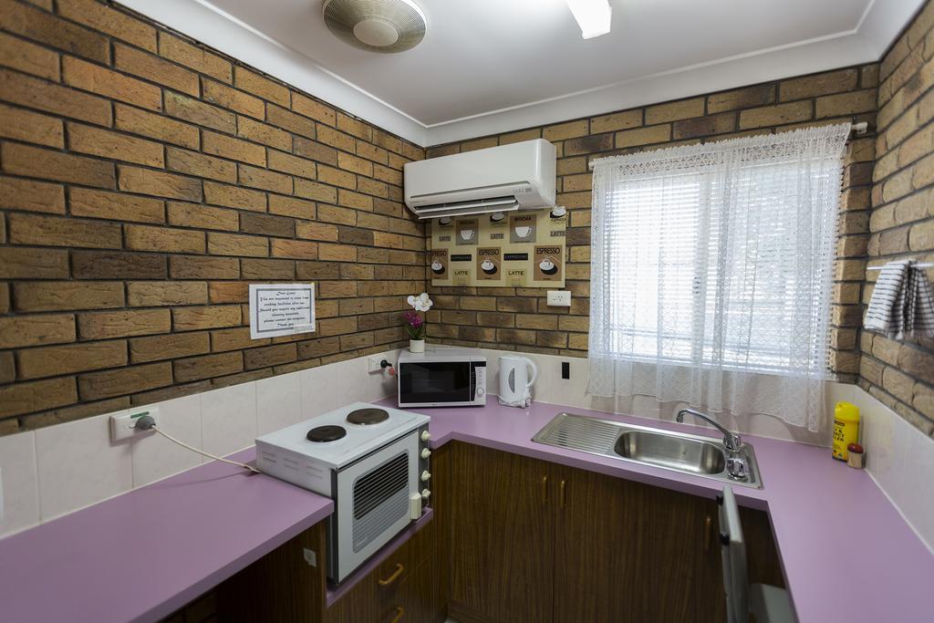 Park House Motor Inn Oakey Kültér fotó